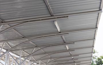 installing Middlebank metal roofing